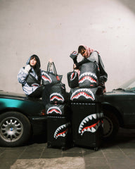 SHARKS IN PARIS HYPER PUFF TOILETRY BRICK