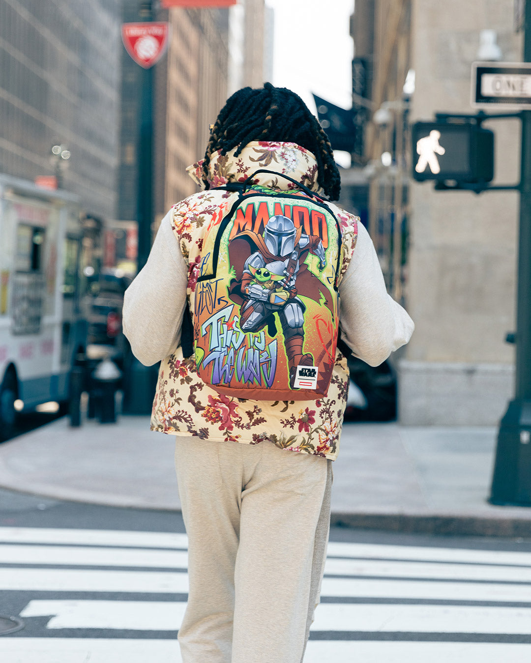 STAR WARS: MANDO ON THE RUN BACKPACK (DLXR)