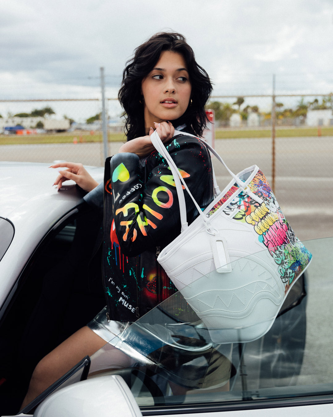HALF GRAFF TOTE